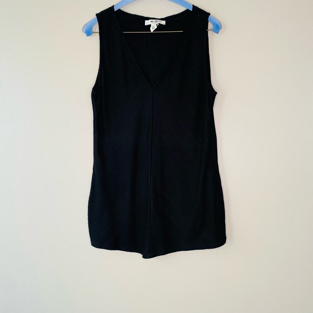 White House Black Market black sleeveless v-neck top (Size: M)